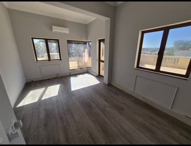 242M² OFFICE TO LET IN RIVONIA
